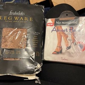NWOT-2 PR BUNDLED PRICE FREDERICKS NUDE THIGH HIGH/NoNonsense TOELESS BEIGE MIST